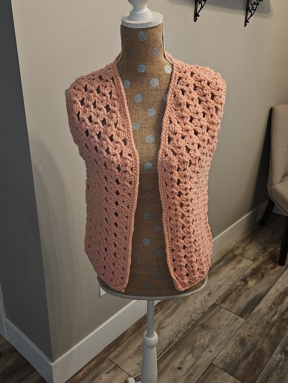 Boho Vintage Peach Hand Crocheted Open Front Vest Sleeveless Cardigan Small